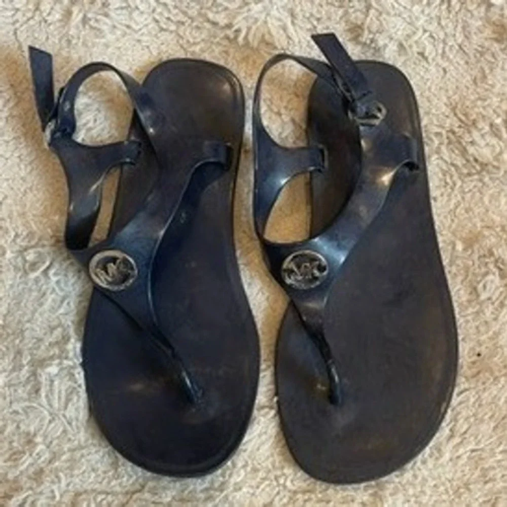 Michael Kors black Jelly Sandals Silver MK Logo Thong Slingback 7M RD15L